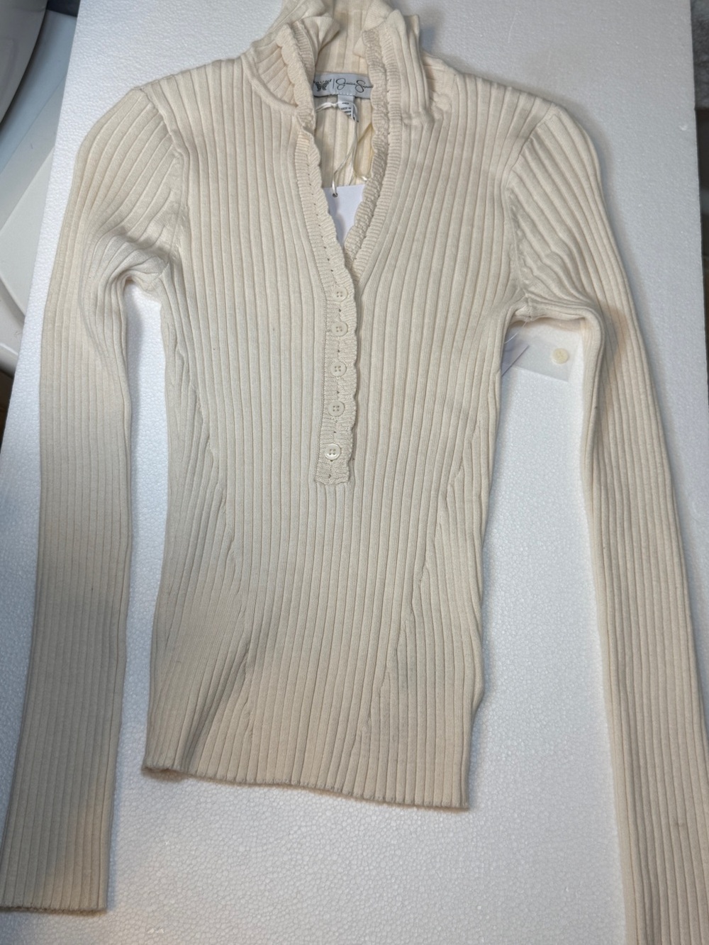 NWT Jessica Simpson Cream Ribbed Long Sleeve Henley Top